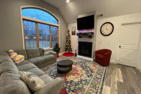 Private Luxury 4BR Home in Highland Perfect for Family Groups & Nature Lovers